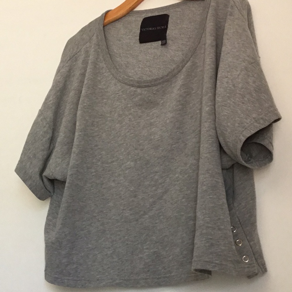Victoria’s Secret slouchy grey sweatshirt size l.